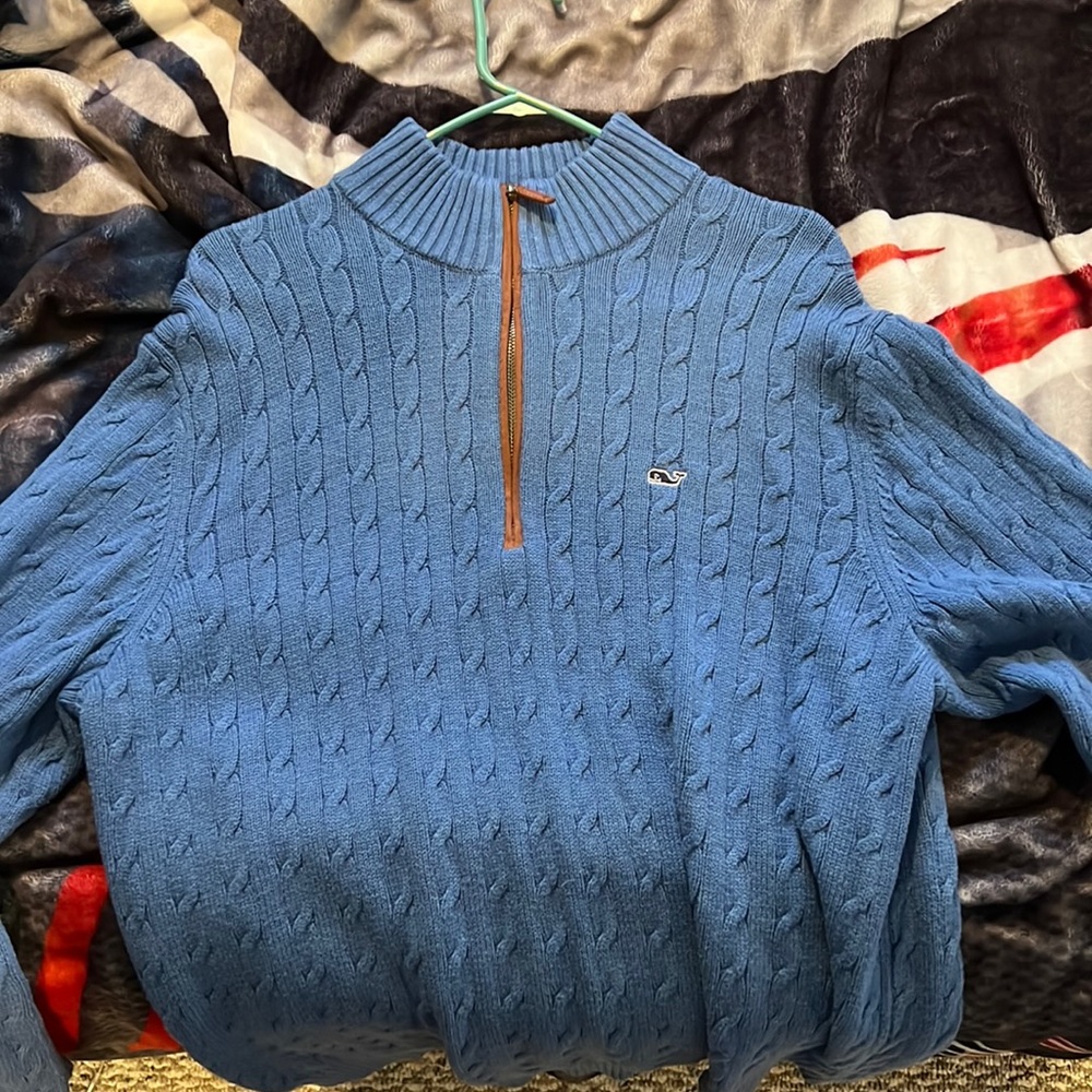 Vineyard Vines sweater